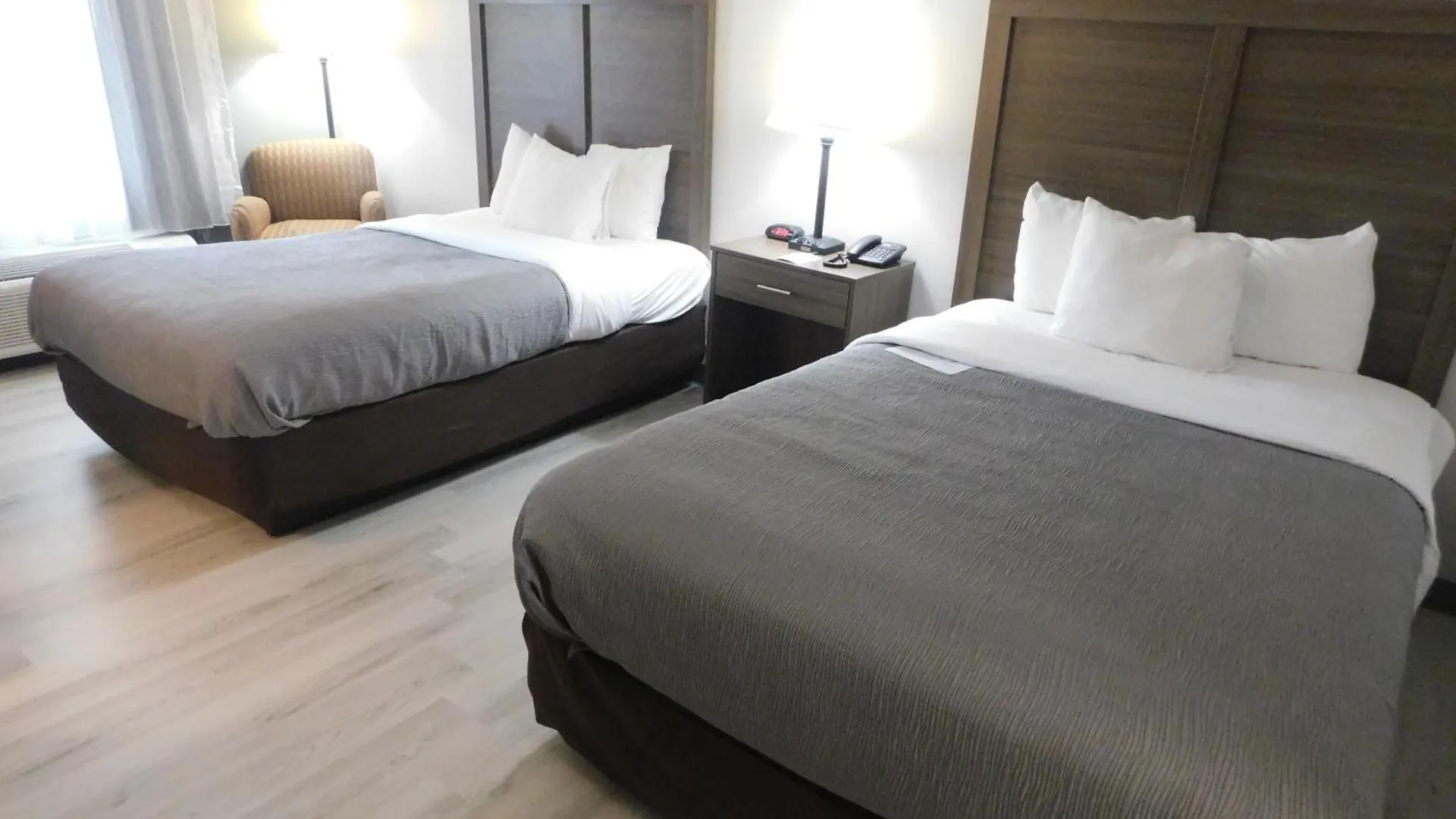 4 Smart Business Hotels Near Bolton Park Worth Booking